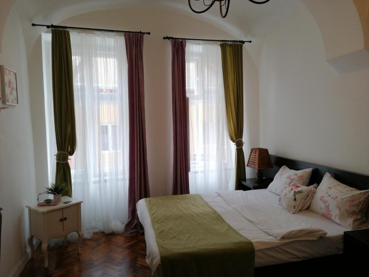 Christa Central 1 Sibiu Bagian luar foto